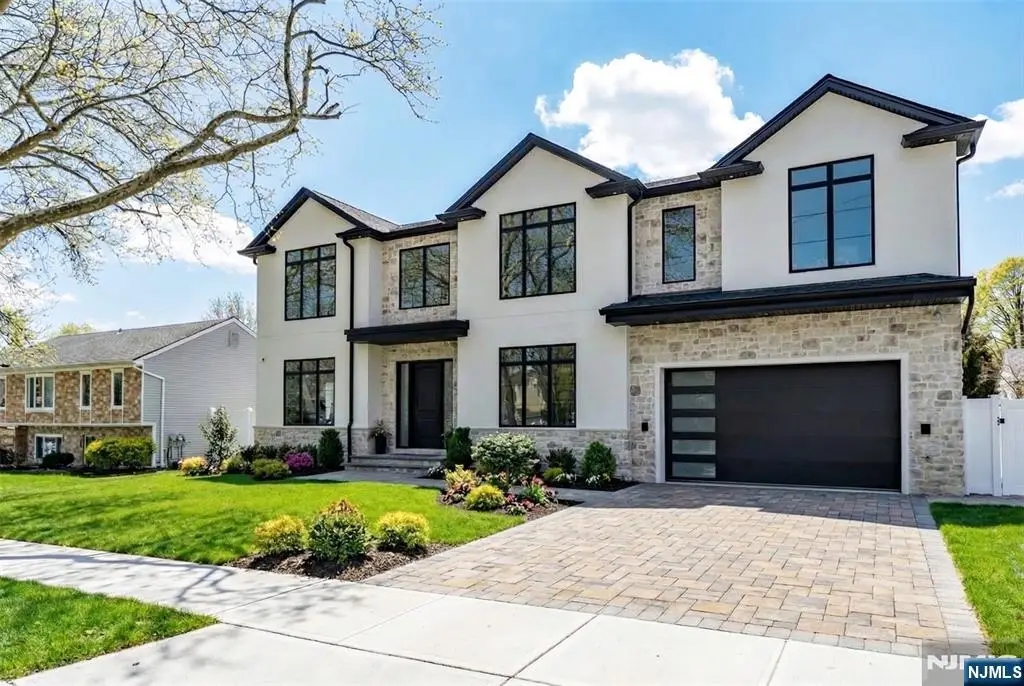 192 Thomas Drive, Paramus, NJ 07652 - Image #1