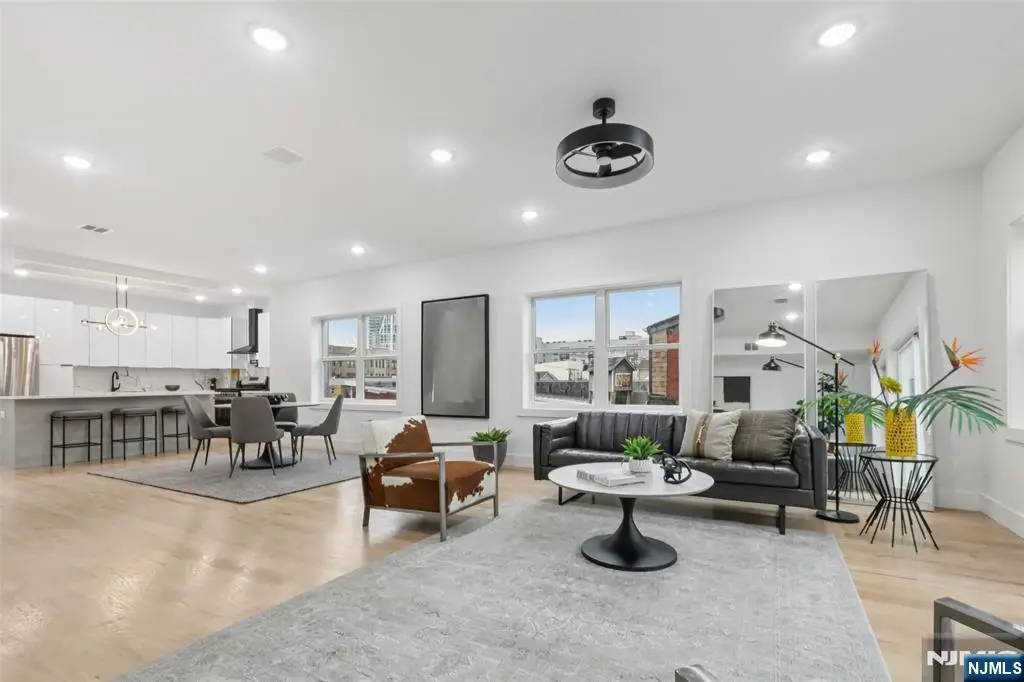 78 Beacon Avenue 2, Jersey City, NJ 07306 - Image #1