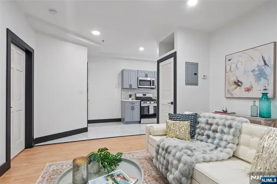 391 Central Avenue 1, Jersey City, NJ 07307 - Image #2