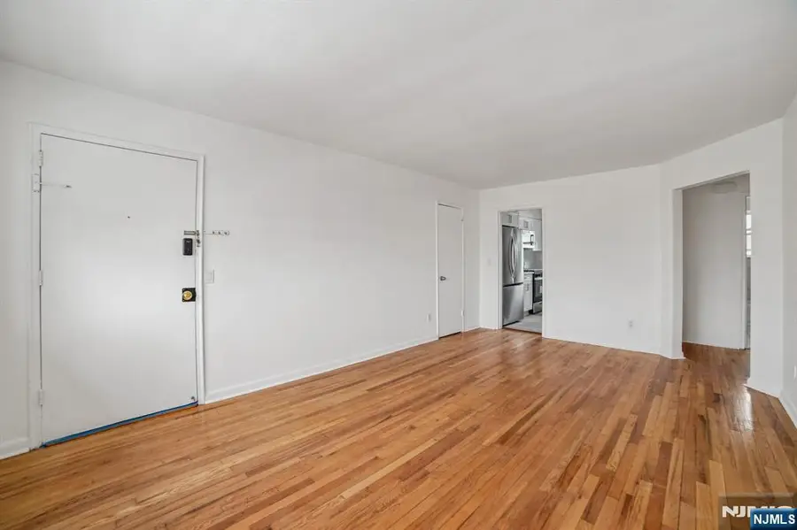 2430 8th Street 5B, Fort Lee, NJ 07024 - Image #3