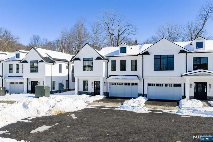 16-18 Paris Avenue 3, Rockleigh, NJ 07647 - #3