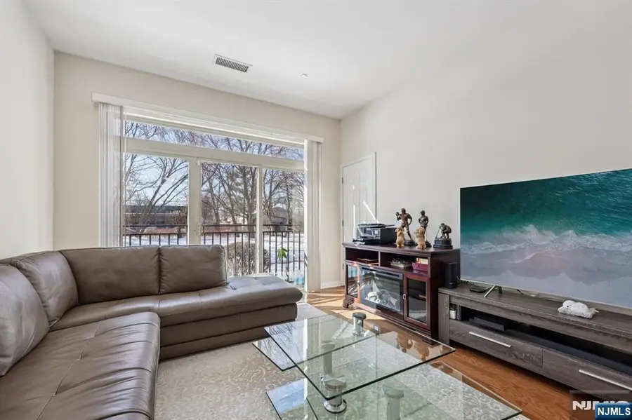 1127 Riverview Avenue 127, Englewood, NJ 07631 - #3