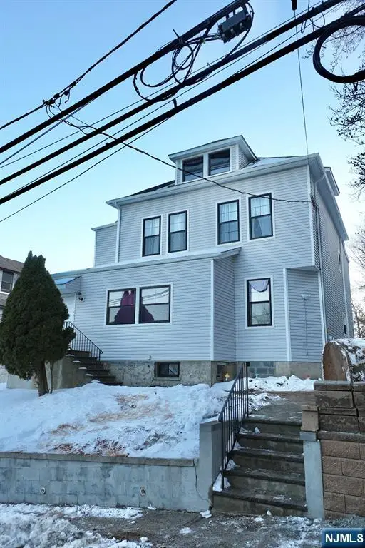 172-176 Delavan Avenue, Newark, NJ 07104