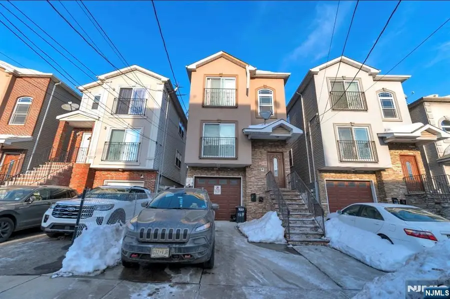 327 Park Street, Elizabeth, NJ 07206 - Image #2