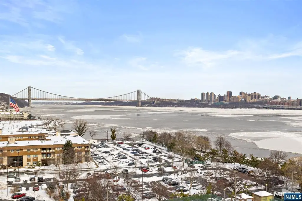 1055 River Road PH 8, Edgewater, NJ 07020 - #1