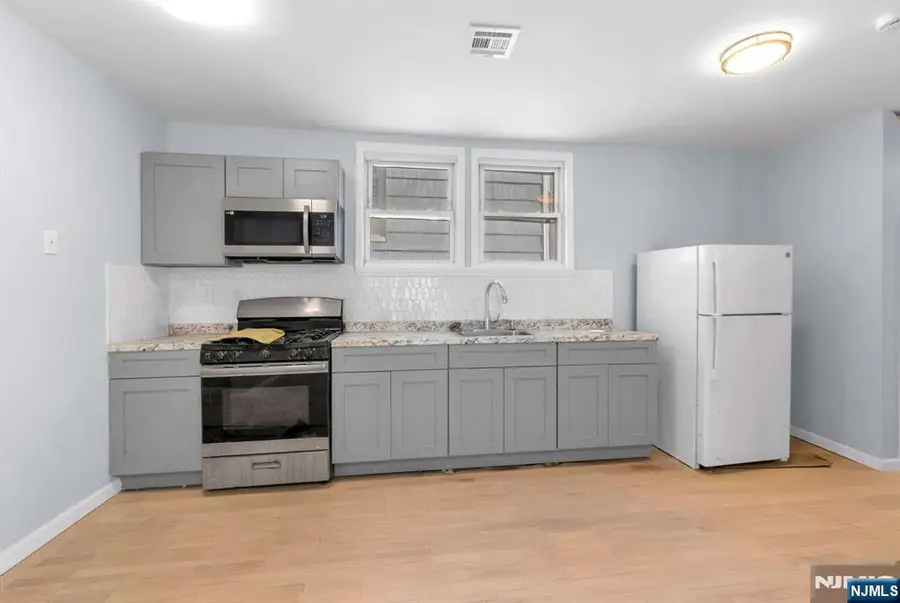 34 Tichenor Terrace, Irvington, NJ 07111 - #3