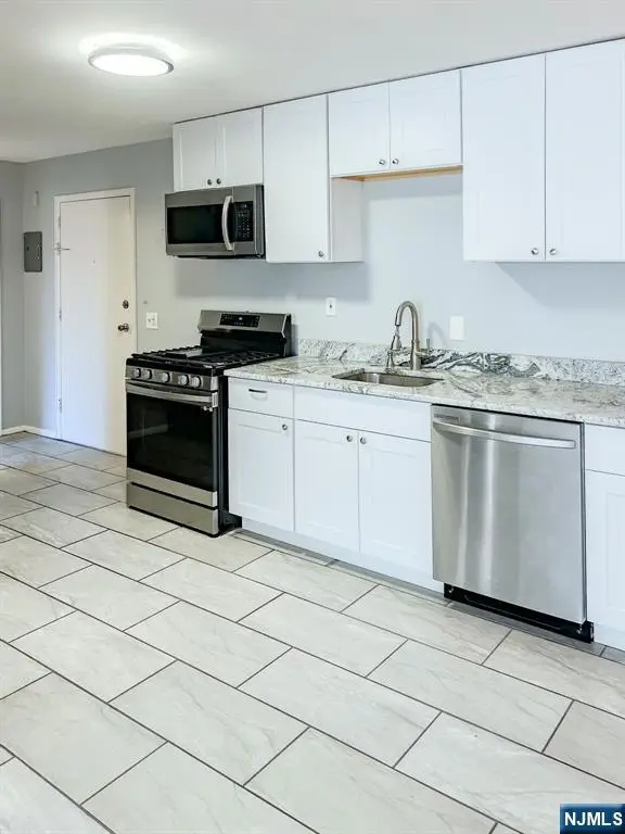 59-61 Brighton 5, Belleville, NJ 07109 - Image #2