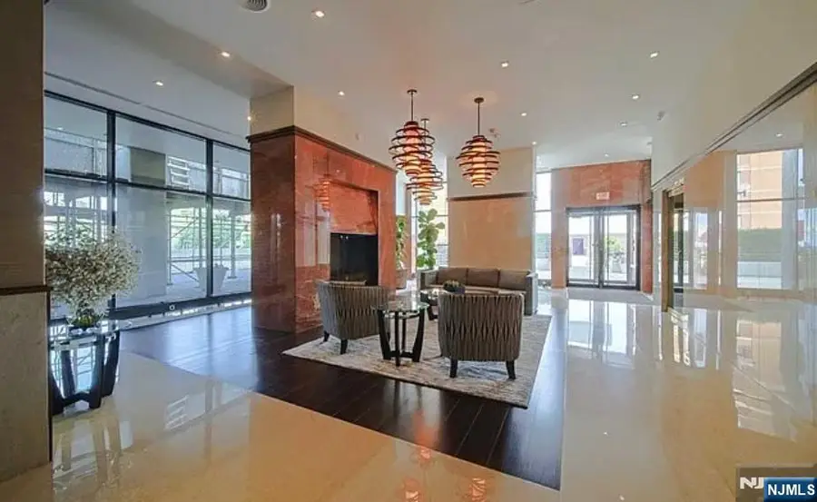 200 Old Palisade Road 18D, Fort Lee, NJ 07024 - Image #3