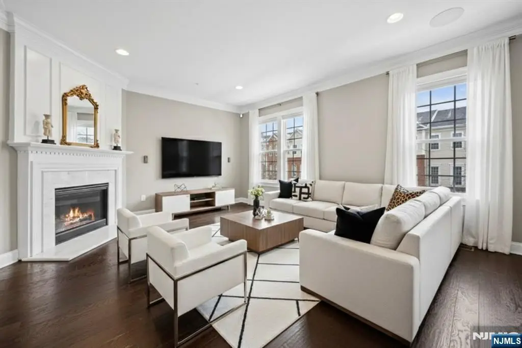 4 Wesmont Drive 1102, Wood Ridge, NJ 07075 - #1