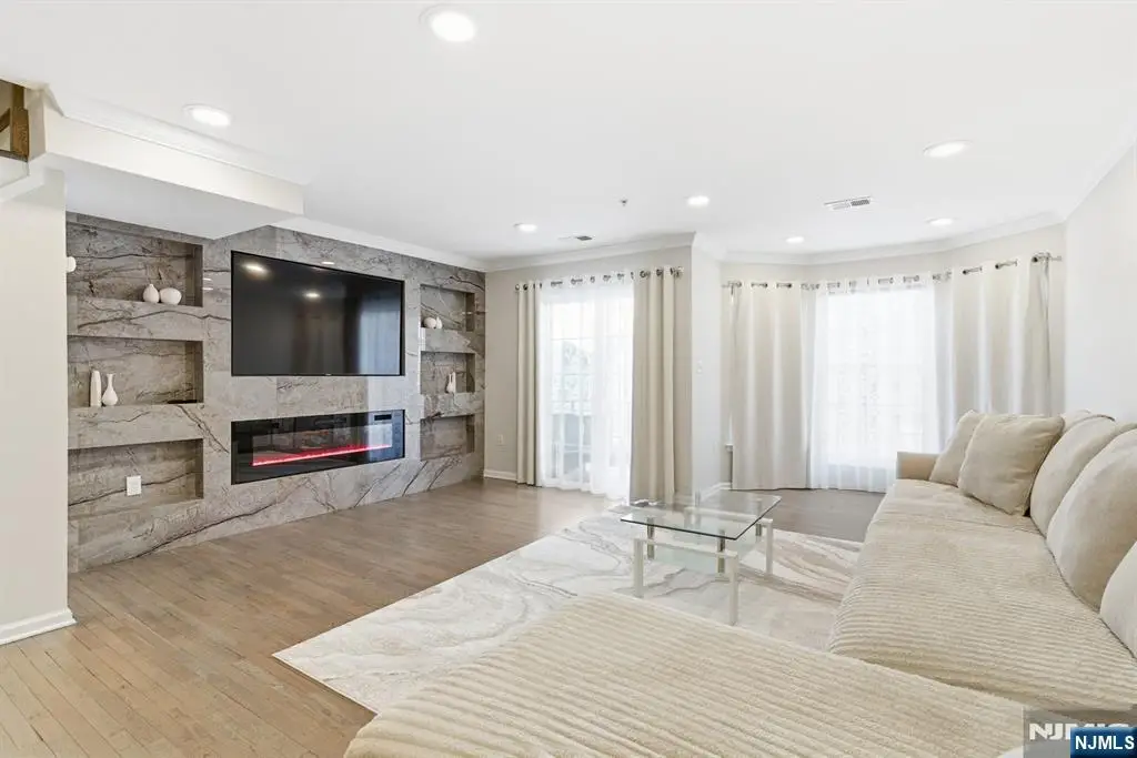 107 Adamecs Way 7, South Amboy, NJ 08879 - Image #1