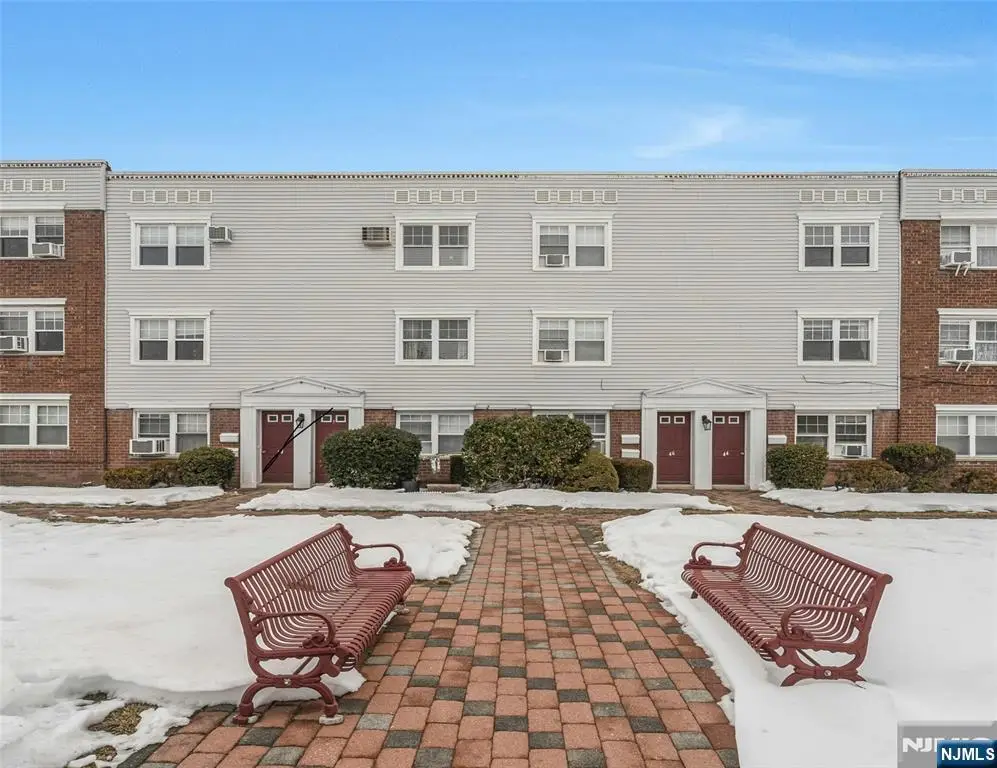 48-B Hastings, Rutherford, NJ 07070 - #1