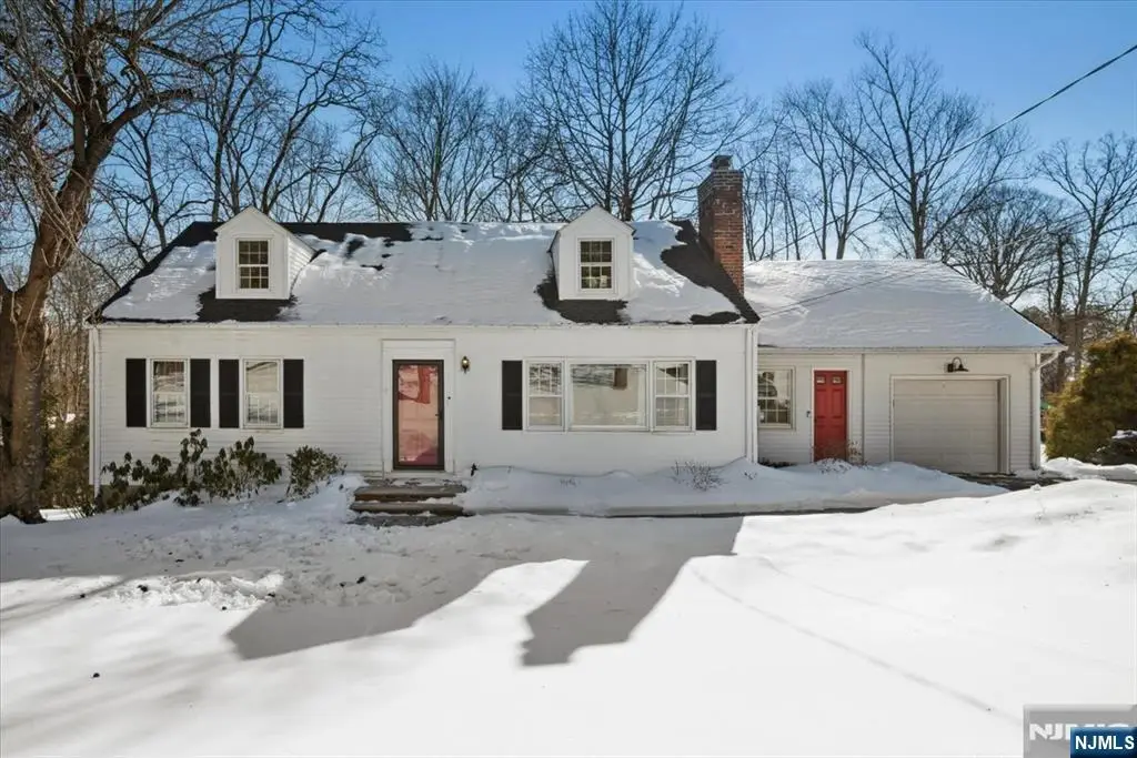 24 Raynor Road, Morristown, NJ 07960 - Image #1