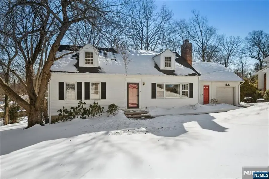 24 Raynor Road, Morristown, NJ 07960 - Image #2
