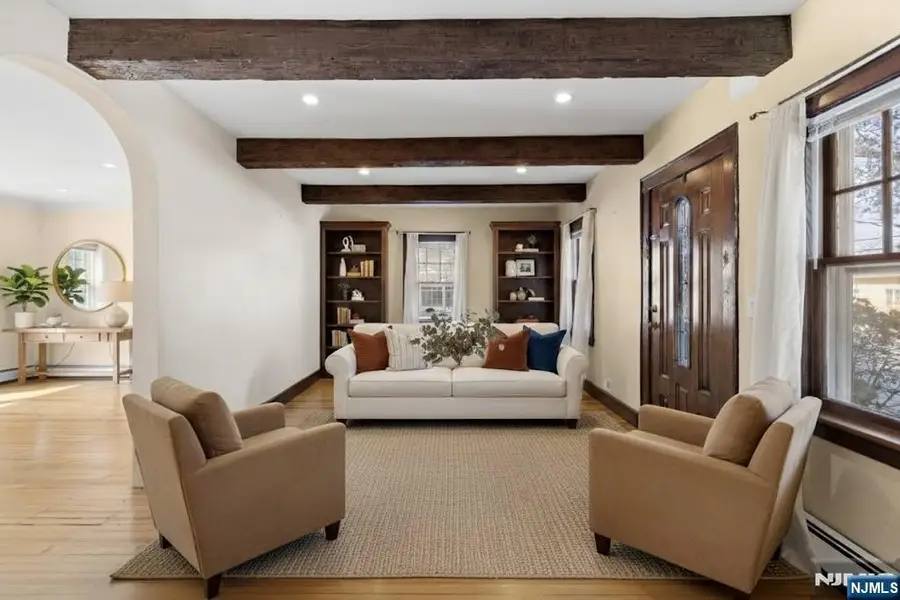 232 W Midland Avenue, Paramus, NJ 07652 - #2