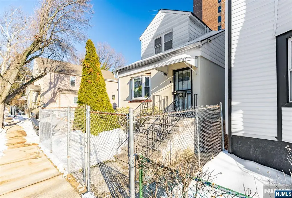 52 Oak Avenue, Irvington, NJ 07111 - #1