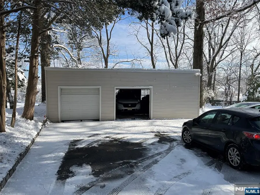 95 Hillside, Livingston, NJ 07039 - #3