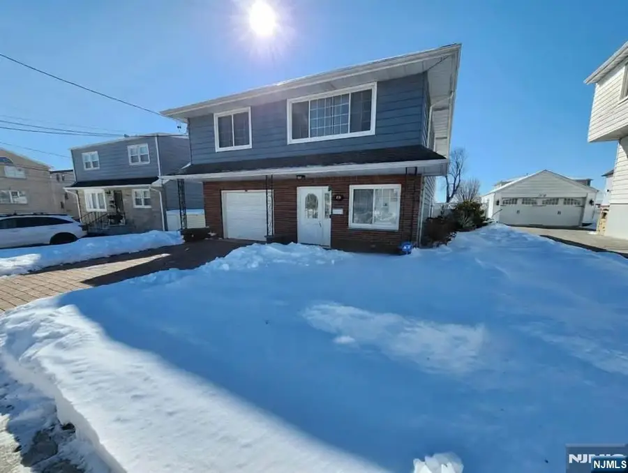 830 Pennsylvania Avenue, Lyndhurst, NJ 07071 - Image #3