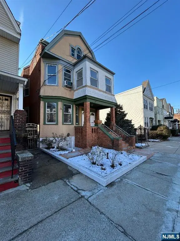 333 Danforth Avenue, Jersey City, NJ 07305