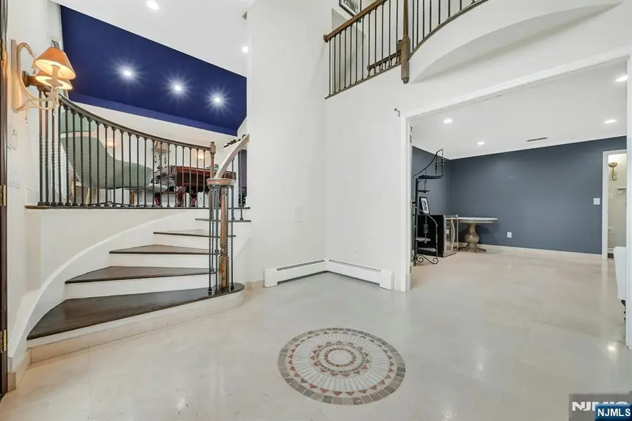 38 Geraldine Road, Englewood Cliffs, NJ 07632 - #3