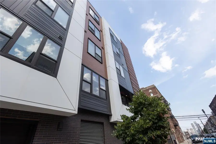 6401 Park Avenue 401, West New York, NJ 07093 - #2