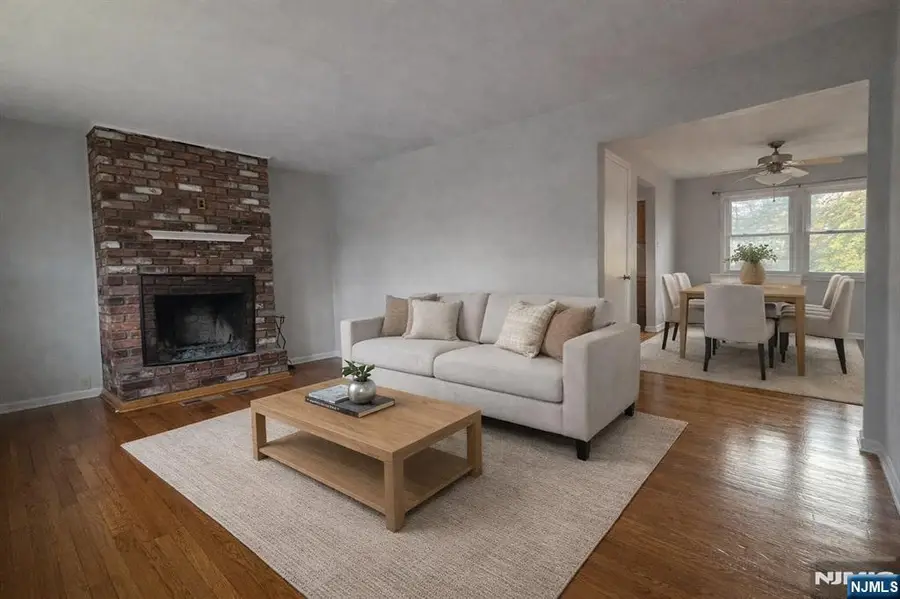 20 Bannehr Street, Oakland, NJ 07436 - #2