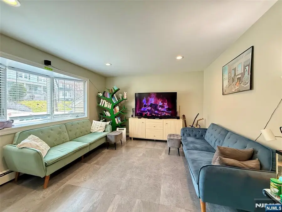 36 Cumberland Avenue, Verona, NJ 07044 - #3