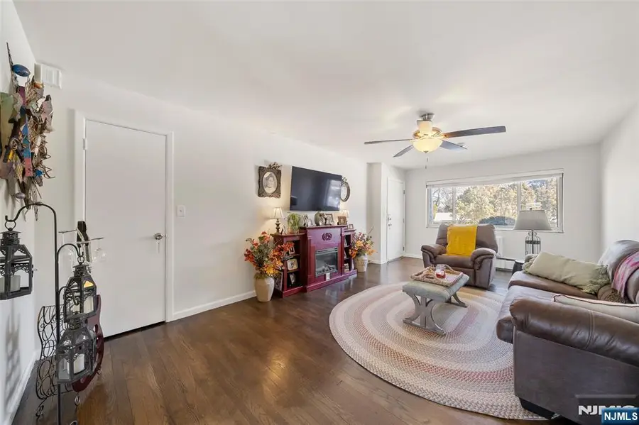 1323 Anderson Avenue 15, Fort Lee, NJ 07024 - #3