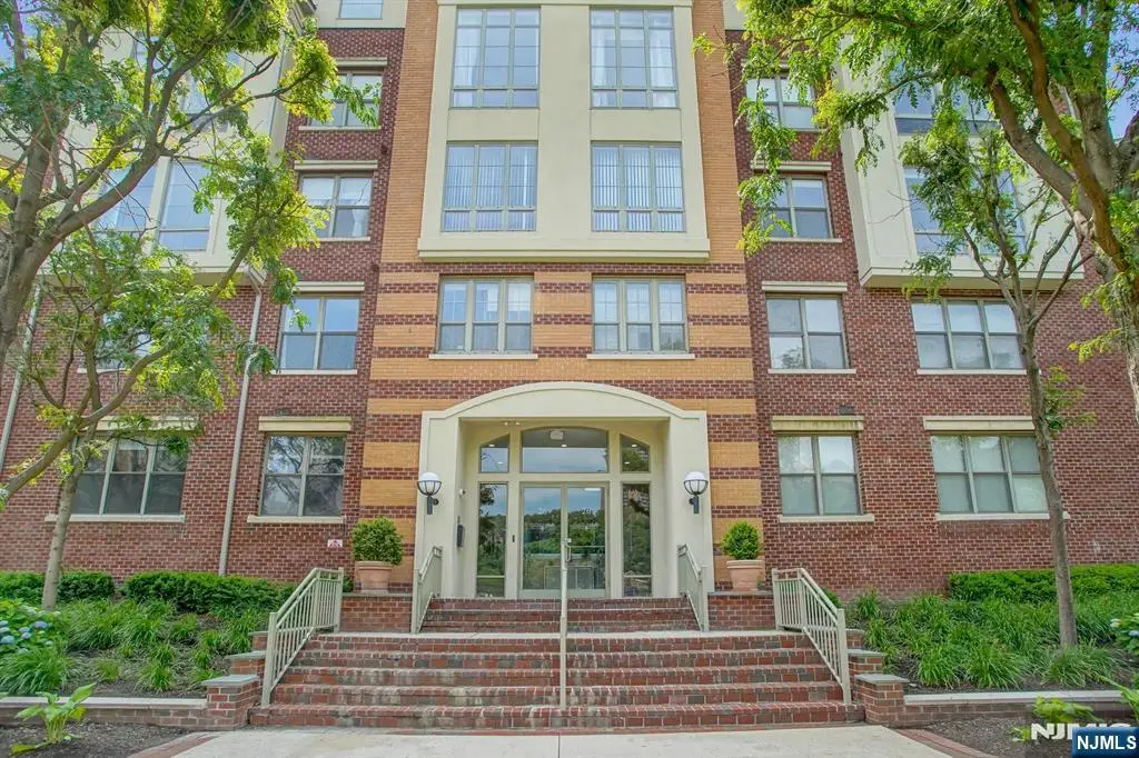 26 Ave At Port Imperial 112, West New York, NJ 07093 - #1