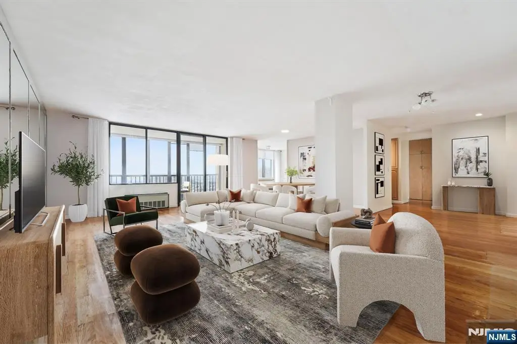 200 Winston Drive 1902, Cliffside Park, NJ 07010 - #1