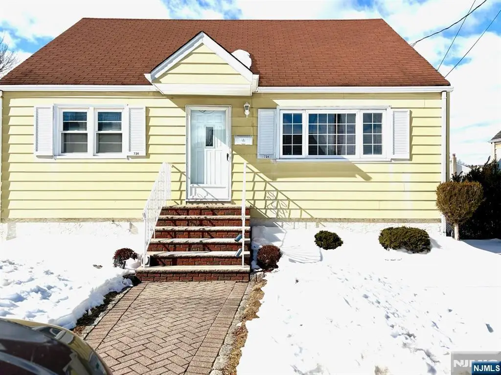 734 Louise Court, Lyndhurst, NJ 07071 - #1