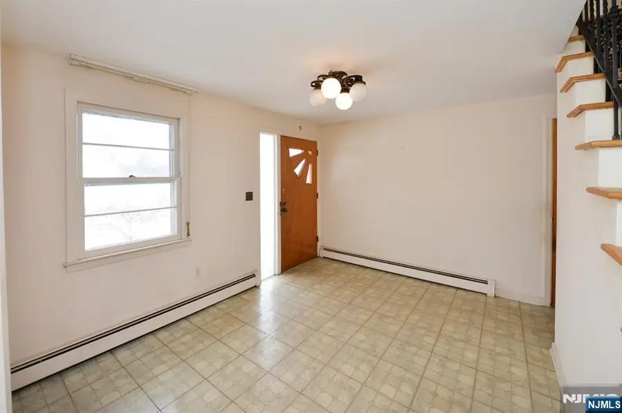 130 Washington Avenue, New Milford, NJ 07646 - #3