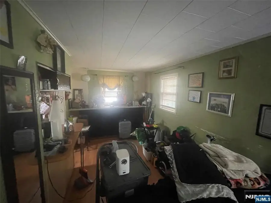 147 Pleasant Avenue, Bergenfield, NJ 07621 - #3