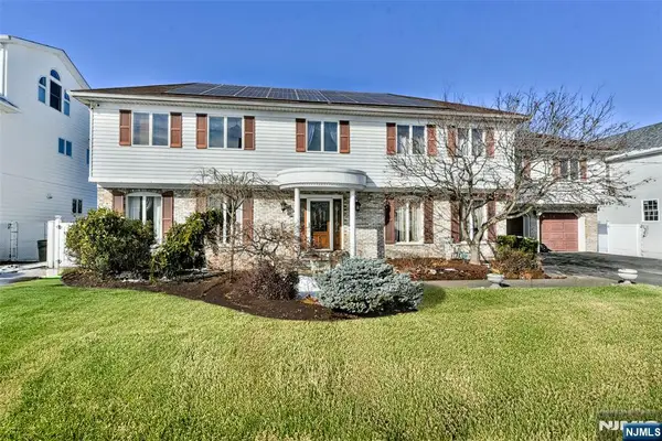 20 Albert, Moonachie, NJ 07074