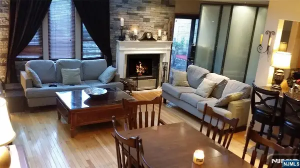 705 Mainsail Lane, Secaucus, NJ 07094