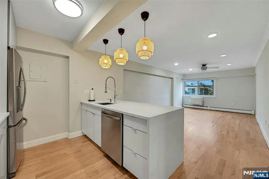 333 Grand Avenue 1I, Palisades Park, NJ 07650 - #3