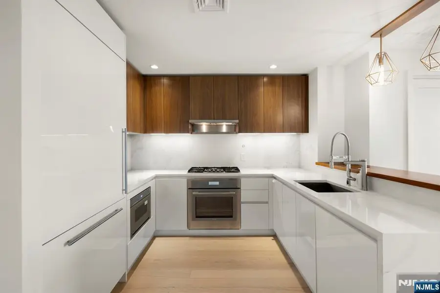 1000 Maxwell Lane 8A, Hoboken, NJ 07030 - #3