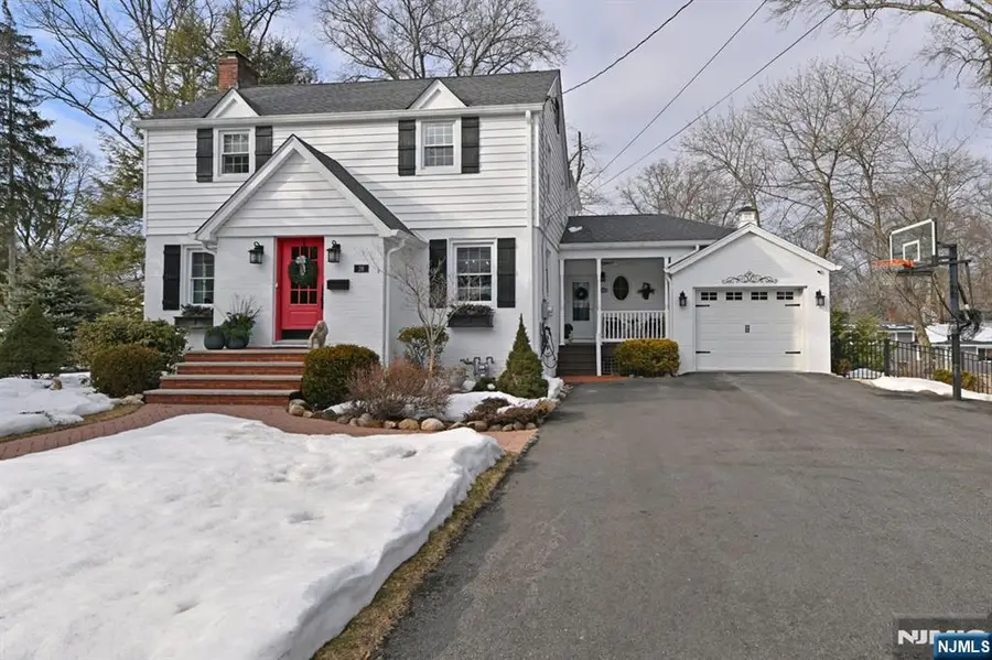 26 Large Avenue, Hillsdale, NJ 07642 - #2