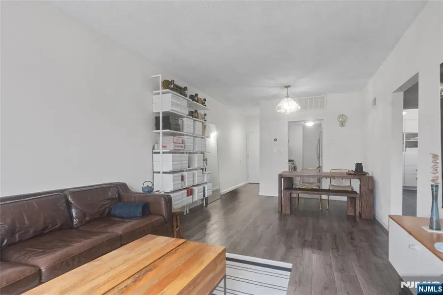 318 38th Street 407, Union City, NJ 07087 - #3