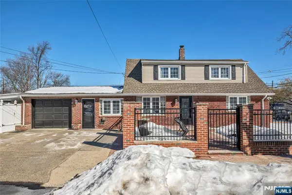 15 Furrey Place, Paterson, NJ 07522