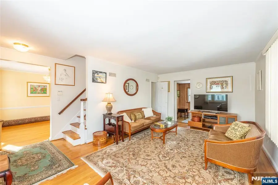 10 Burlington Road, Clifton, NJ 07012 - #3