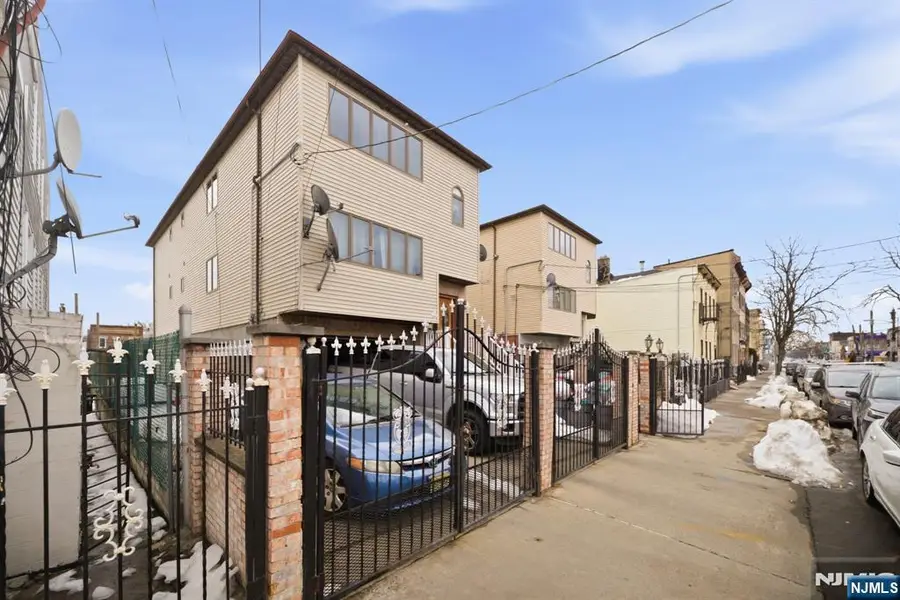 597 5th Street, Newark, NJ 07107 - #2