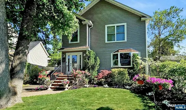 74 Shadyside Avenue, Dumont, NJ 07628