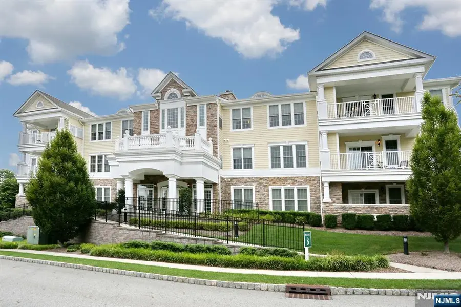 801 Four Seasons Lane 811, Montvale, NJ 07645 - #2