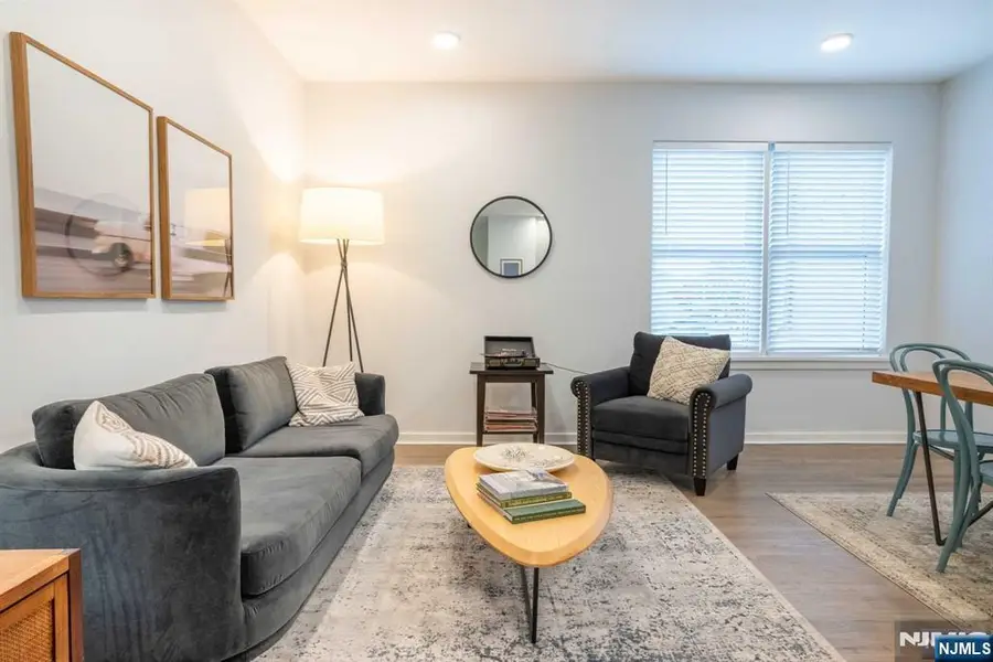 660 Bloomfield Avenue 403, Bloomfield, NJ 07003 - #2