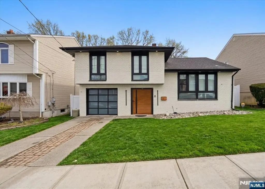 32 Luhman Terrace, Secaucus, NJ 07094 - #1