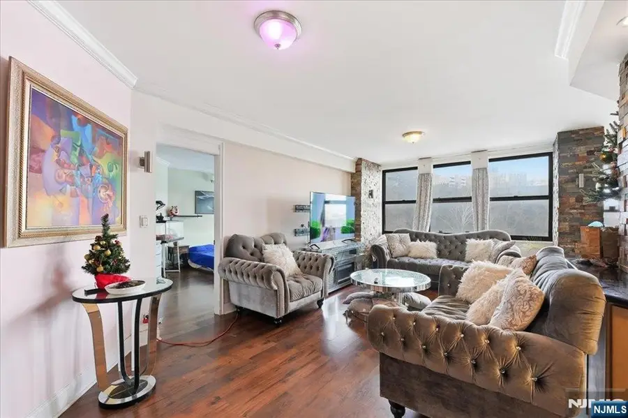 7004 Boulevard East 8C, Guttenberg, NJ 07093 - #3