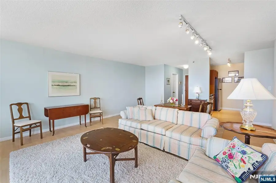 300 Main Street 807, Singac, NJ 07424 - #3