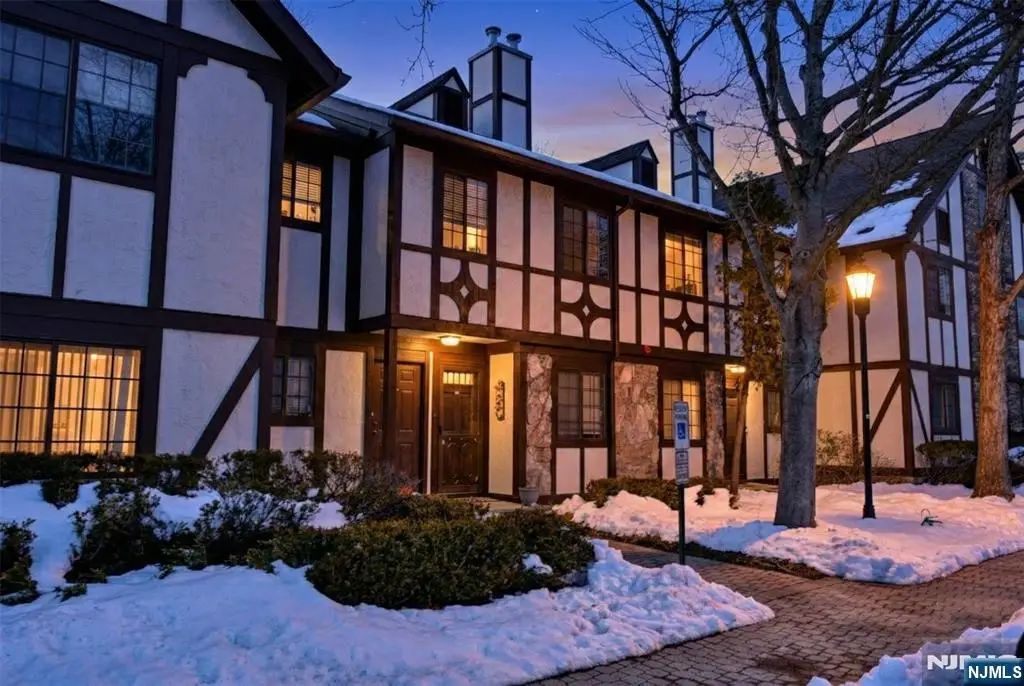 3806 Melville Court, Mahwah, NJ 07430 - #1