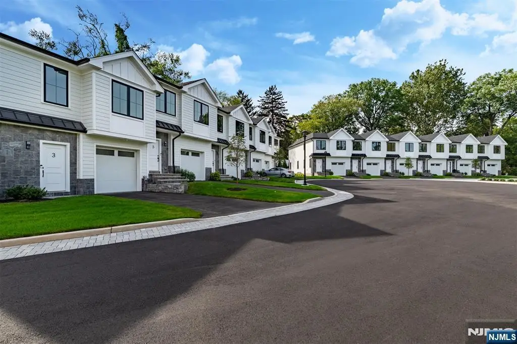 13 Fey Place, Oradell, NJ 07649 - #1