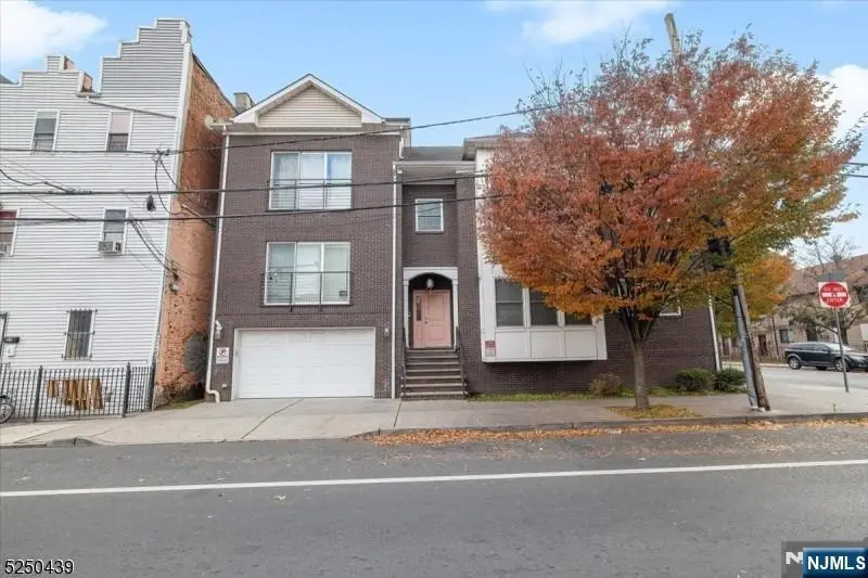 54-56 Oriental 2, Newark, NJ 07104 - #1